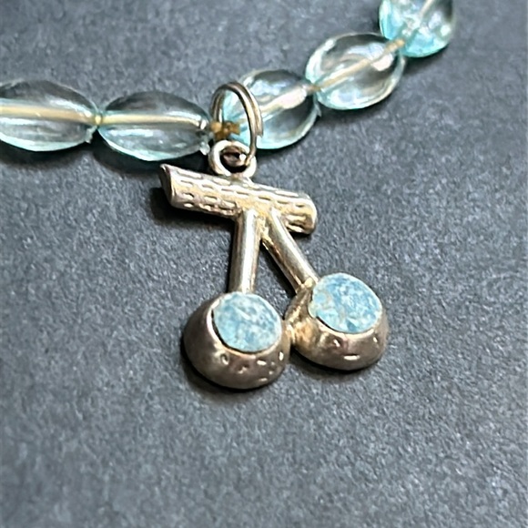 Women’s vintage dainty‎ baby blue/silver beaded cherry charm bracelet one size - Picture 4 of 7